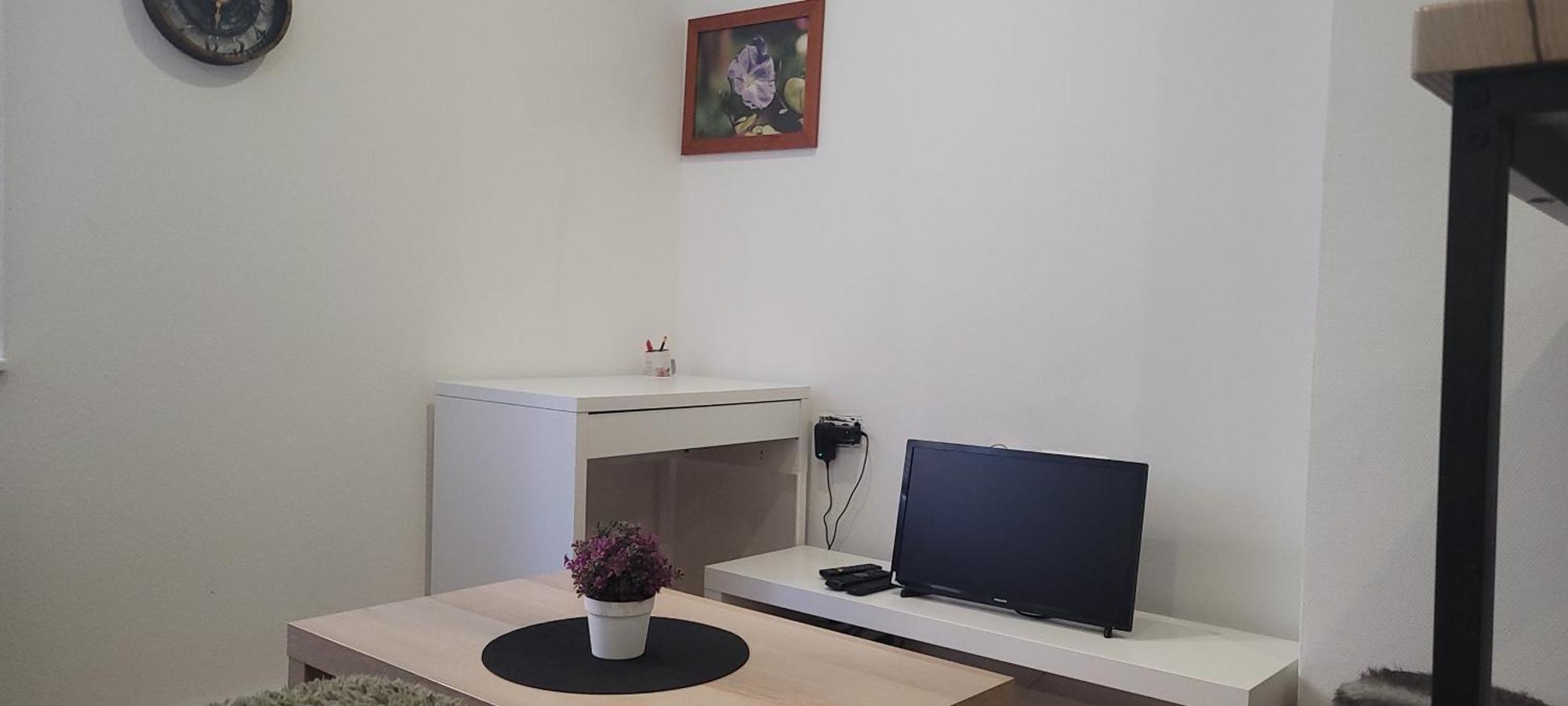 Studio Petit Battant Wifi Supercentre Tres Calme Besancon Ngoại thất bức ảnh